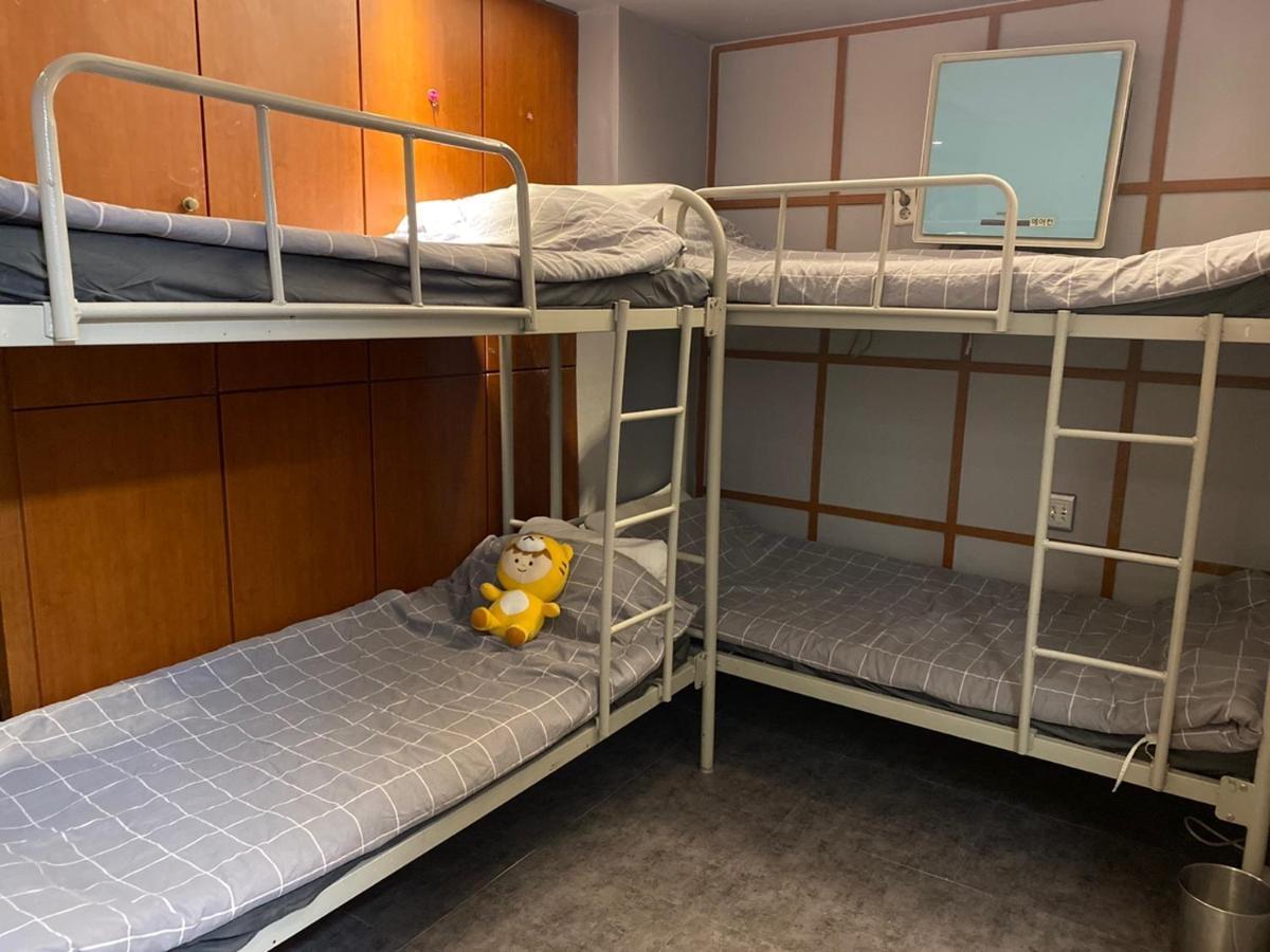Dalgona Guesthouse Сеул Екстер'єр фото